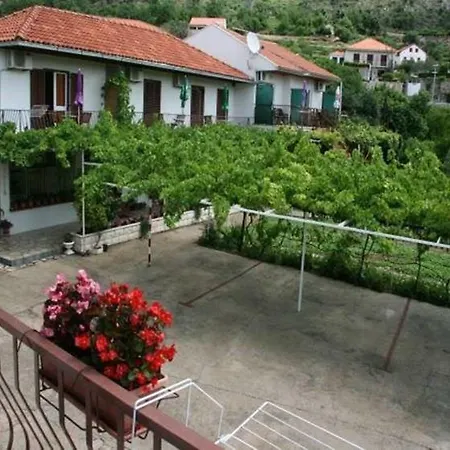 Tonci In 6255 Apartmán *