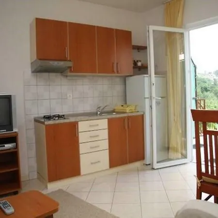 Tonci In 6255 Apartment *